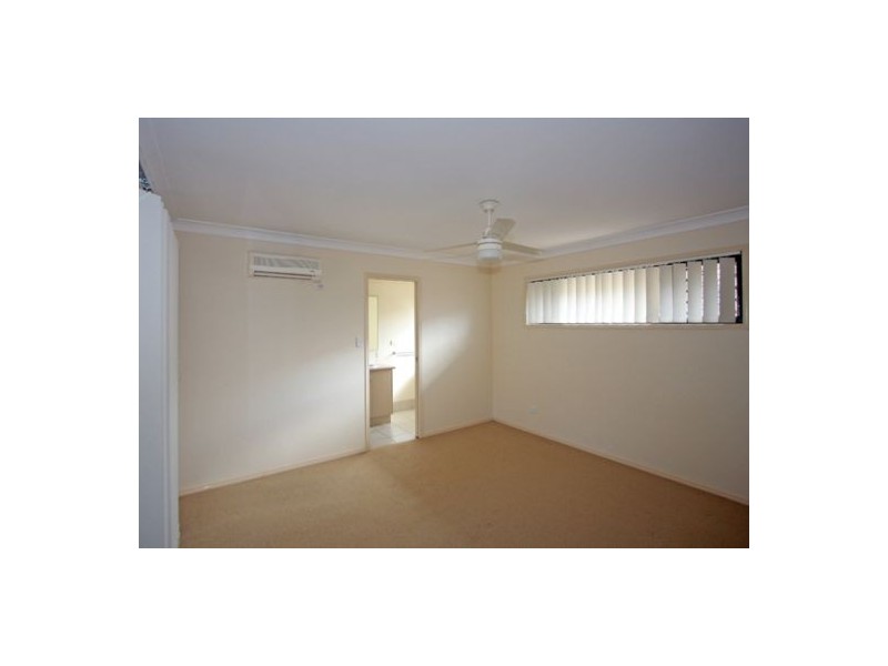 6  Stringybark Dr, Urangan QLD 4655