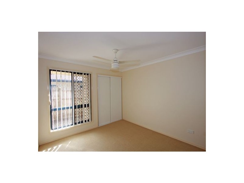 6  Stringybark Dr, Urangan QLD 4655