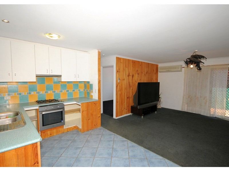 19 Michelle Drive, Point Vernon QLD 4655