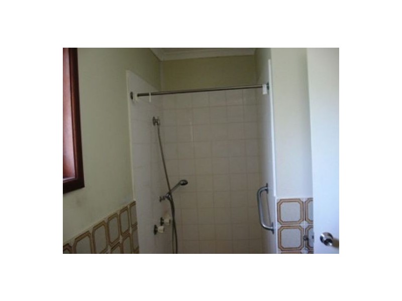 135 Cunningham Street, Urangan QLD 4655