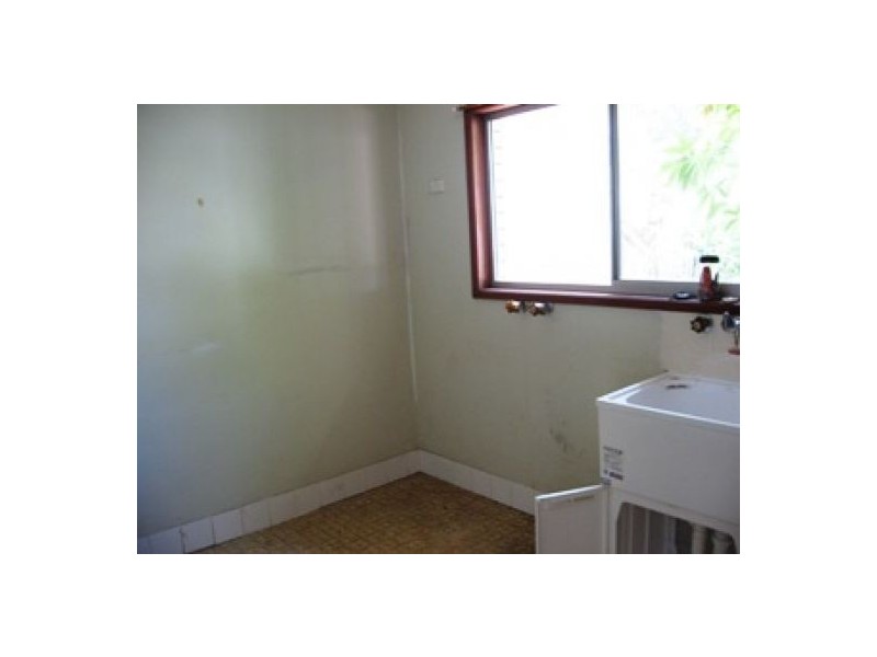 135 Cunningham Street, Urangan QLD 4655