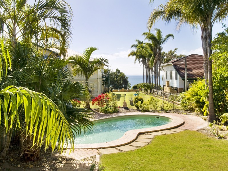 202 Long Street, Point Vernon QLD 4655