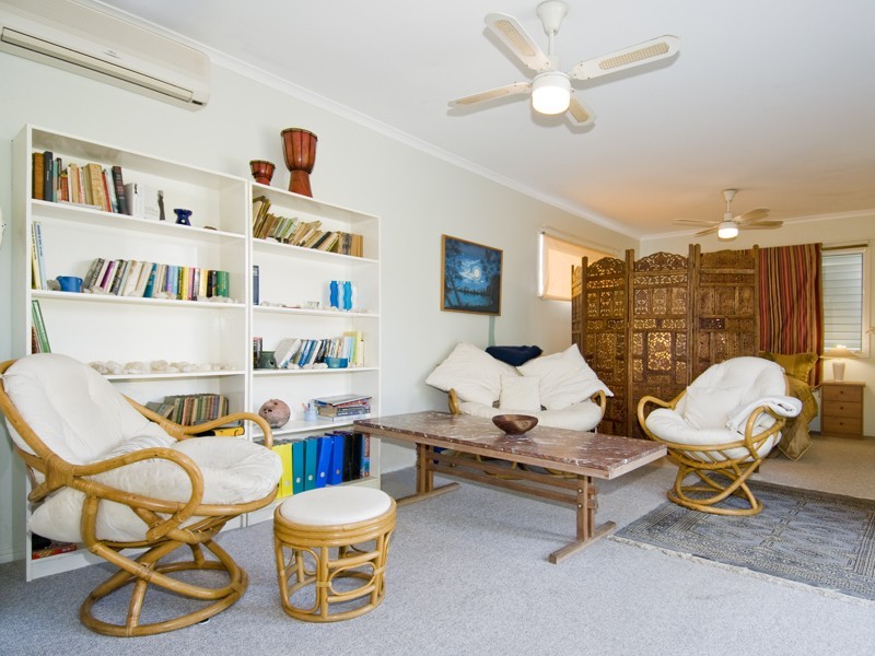 202 Long Street, Point Vernon QLD 4655