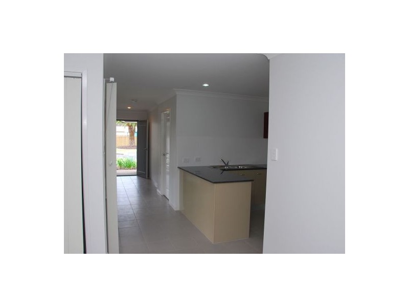 17 Oyster Court, Toogoom QLD 4655