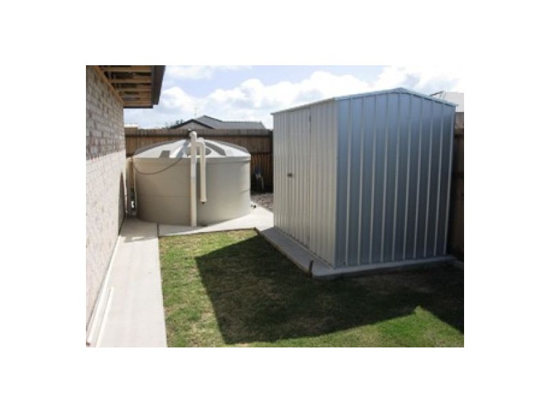 58  Dougan Street, Point Vernon QLD 4655