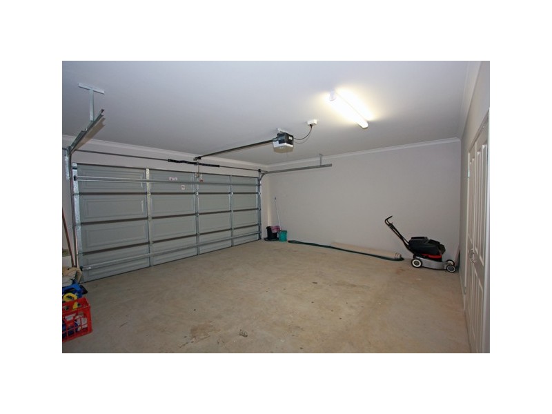 9 Stringybark Dr, Urangan QLD 4655