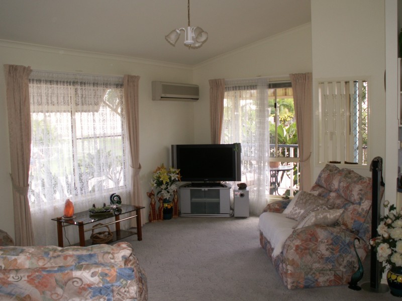 27 Starfish Ave. Golden Shores. 7. Bay Dr., Pialba QLD 4655