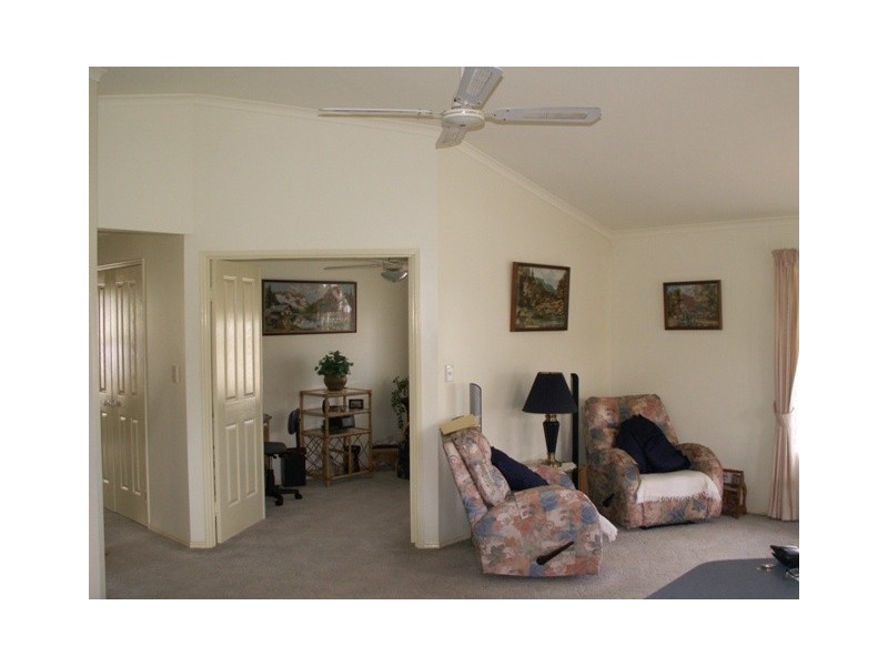 27 Starfish Ave. Golden Shores. 7. Bay Dr., Pialba QLD 4655