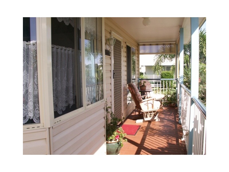 27 Starfish Ave. Golden Shores. 7. Bay Dr., Pialba QLD 4655