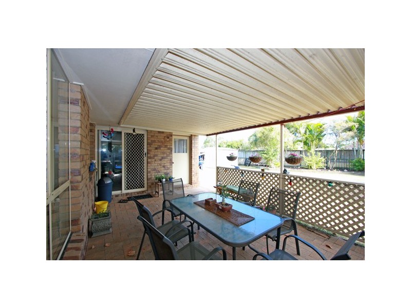 15 Thornbill Dr, Eli Waters QLD 4655