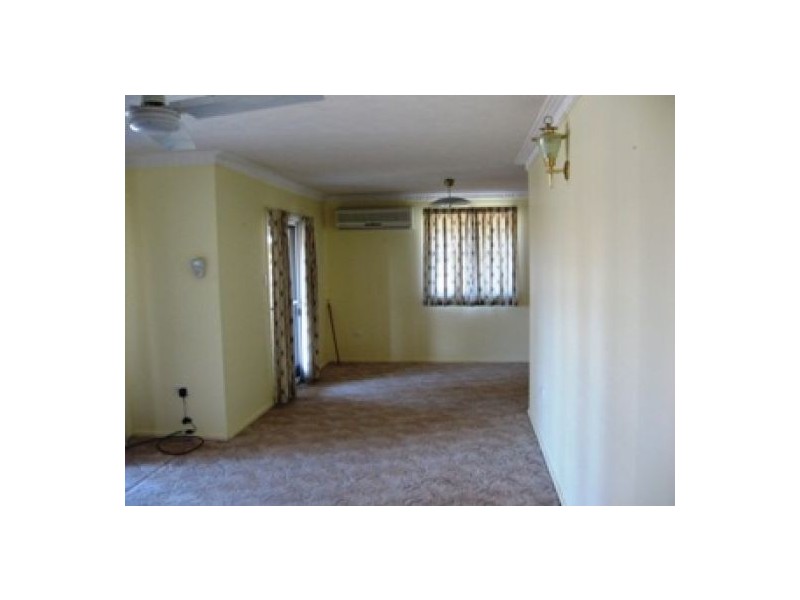 5 Barnstaple Street, Torquay QLD 4655