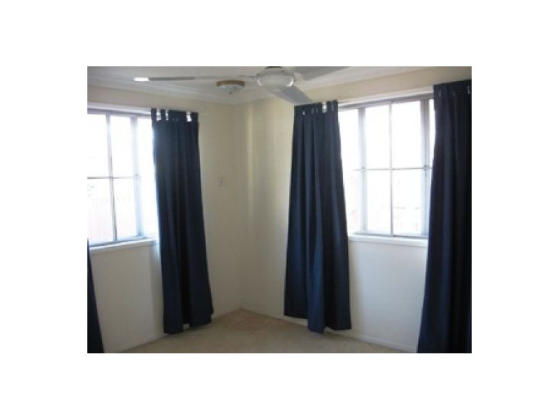 5 Barnstaple Street, Torquay QLD 4655