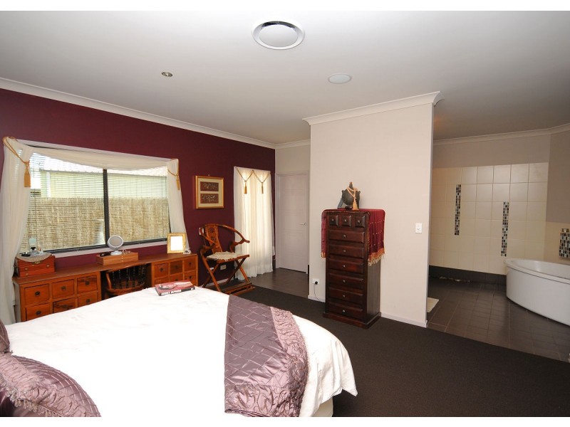 5 Kingston Close, Hervey Bay QLD 4655