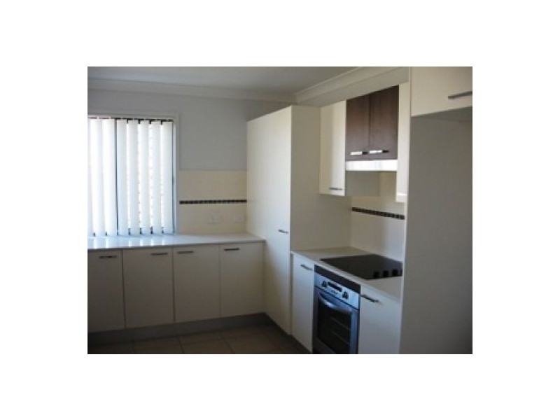 17 Earl St Vincent Circuit, Eli Waters QLD 4655