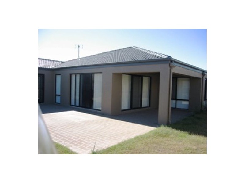 44 Lady Penrhyn Drive, Hervey Bay QLD 4655