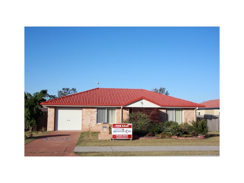 10 Moonstone Dr, Urangan QLD 4655