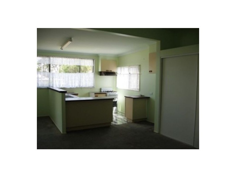 16 Thomas Street, Hervey Bay QLD 4655