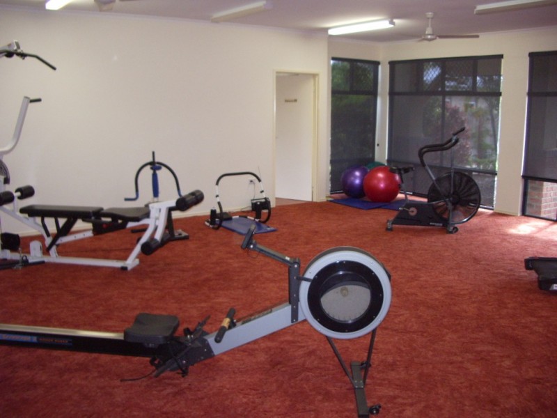 33-34 Elizabeth Street, Urangan QLD 4655