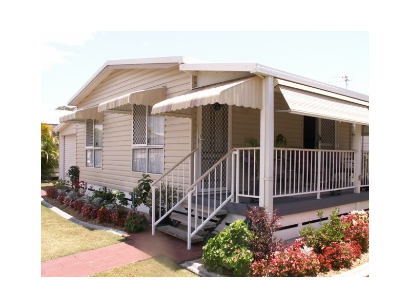 Eli Waters QLD 4655
