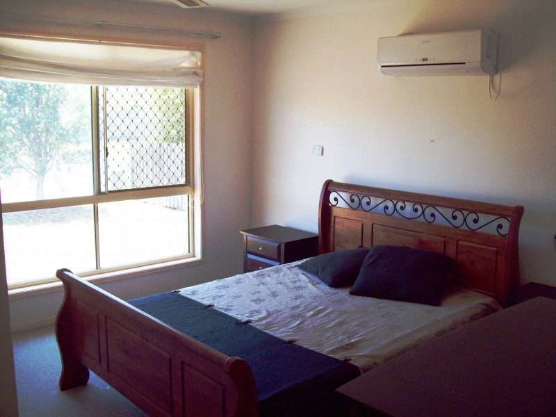 4 Spinnaker Drive, Point Vernon QLD 4655