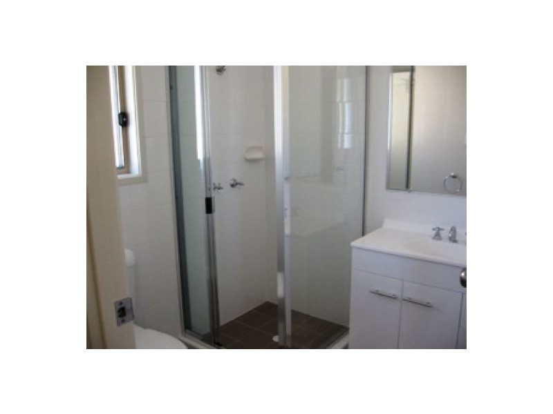 16 Peat Court, Nikenbah QLD 4655
