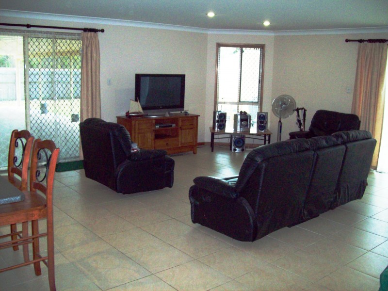 192 Gilston Road, Wondunna QLD 4655