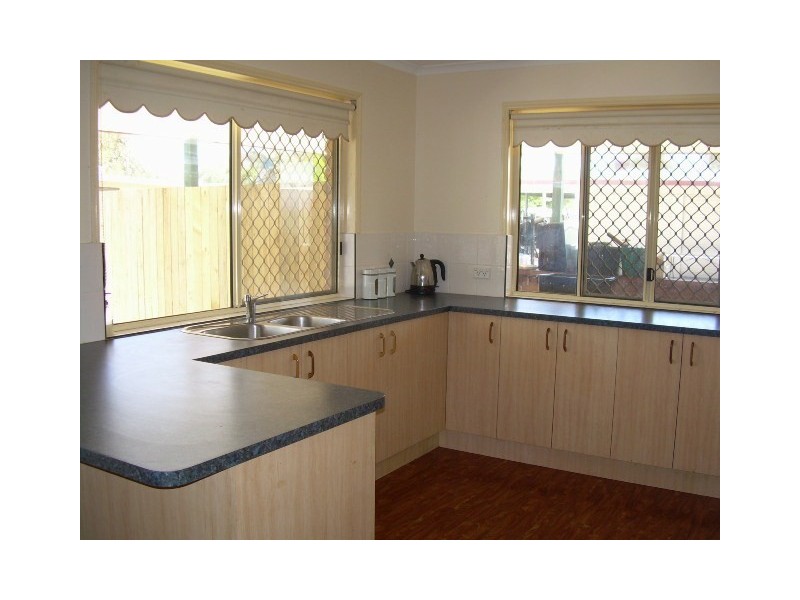13 Cassandra Cr, Urangan QLD 4655