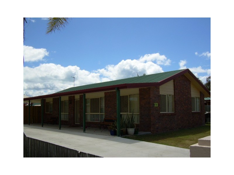 13 Cassandra Cr, Urangan QLD 4655