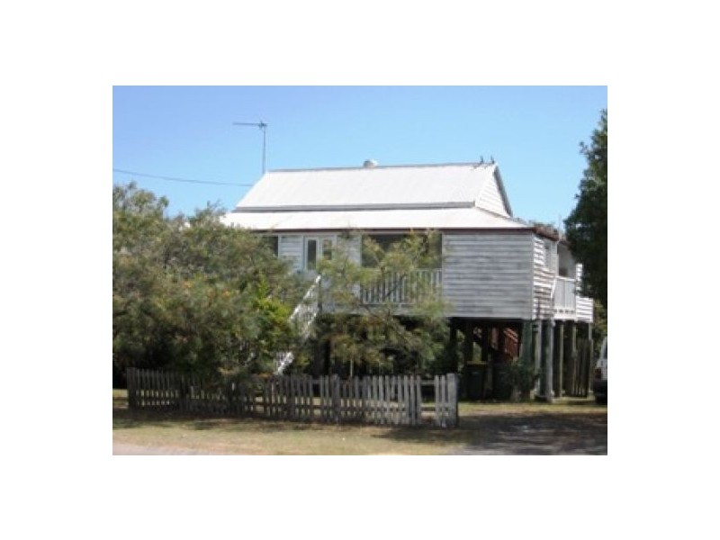 45  Dayman Street, Urangan QLD 4655