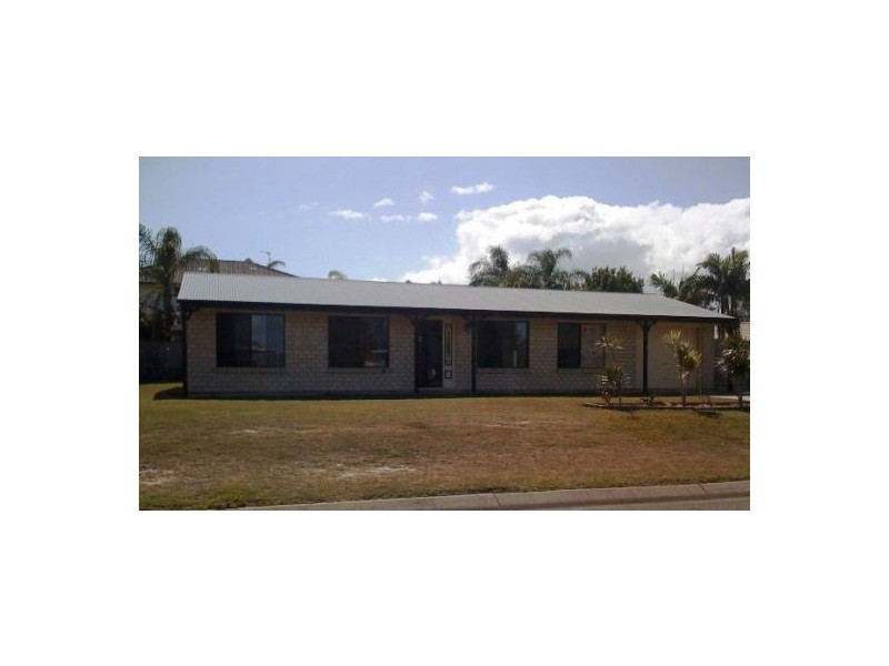 184 Pulgul Street, Urangan QLD 4655