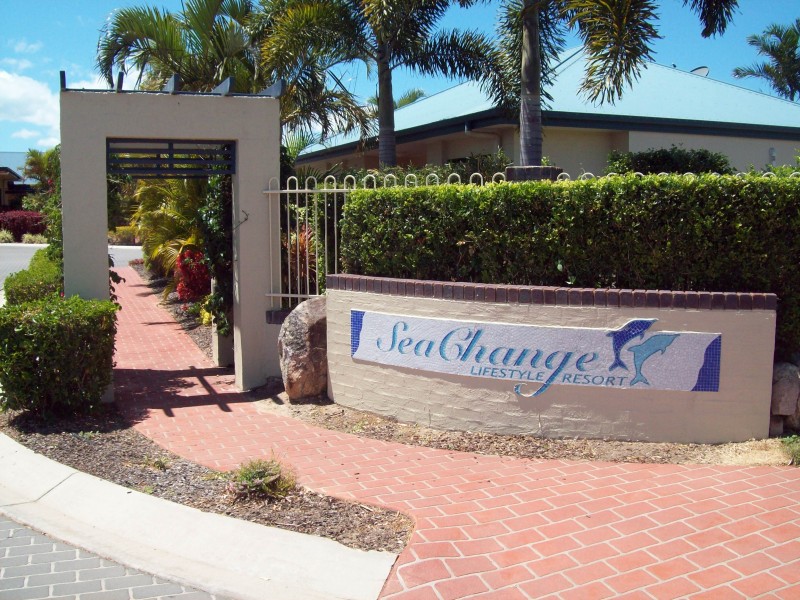 66-34 Elizabeth, Urangan QLD 4655