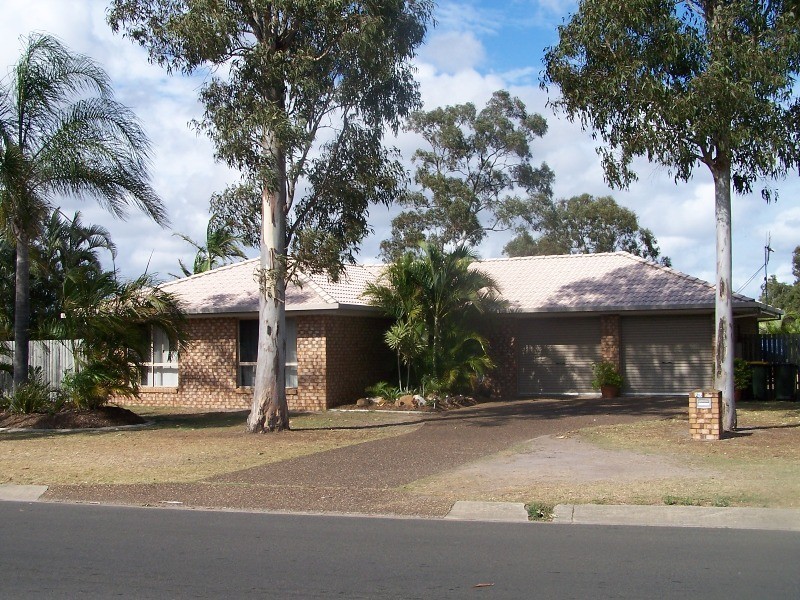 Eli Waters QLD 4655