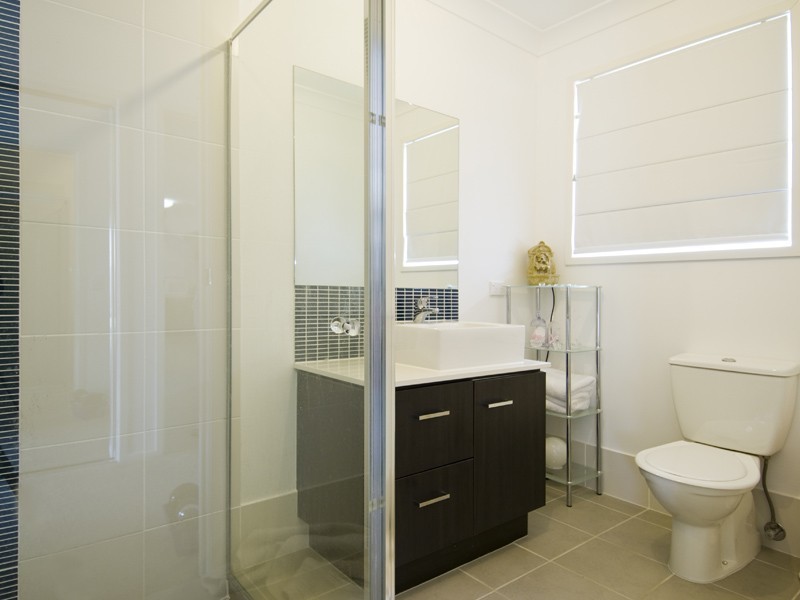 41 Earl St Vincent Cct, Eli Waters QLD 4655