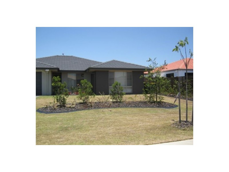 14 Fishburn Way, Eli Waters QLD 4655