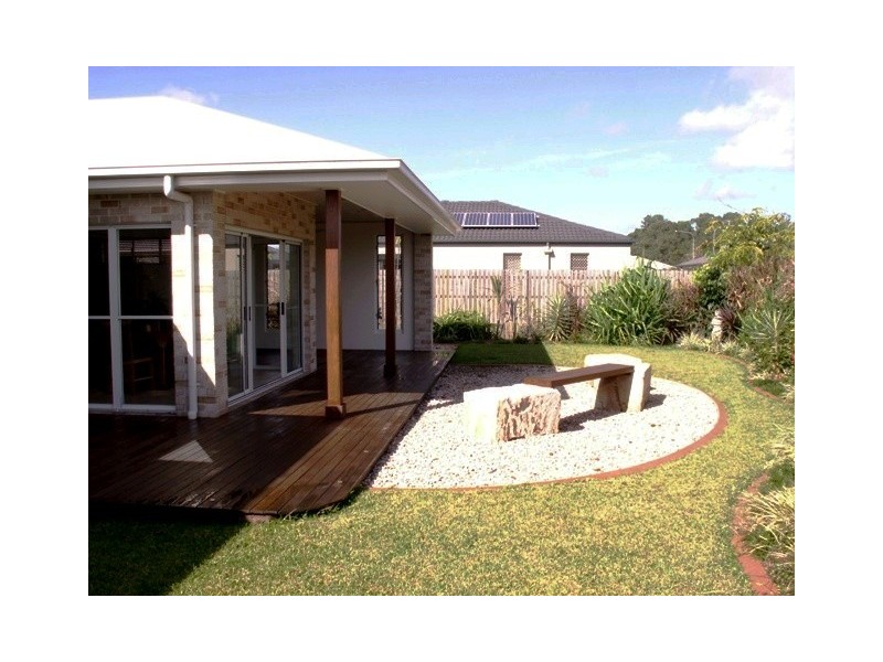 57 Magellan Crt, Urraween QLD 4655