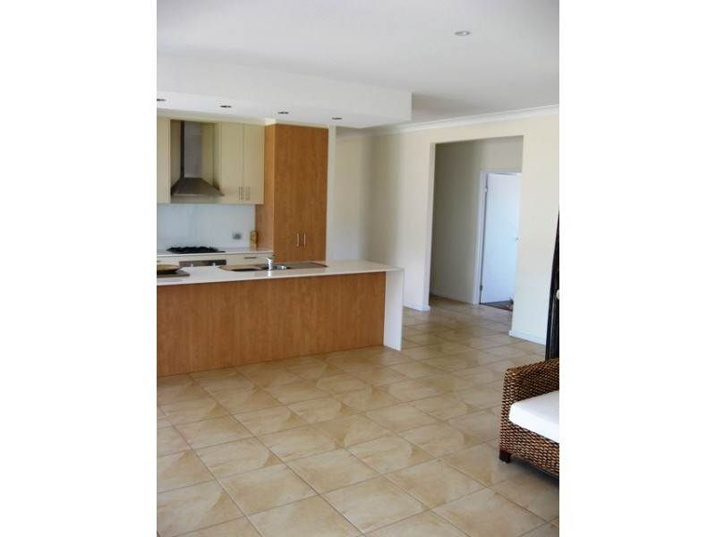 57 Magellan Crt, Urraween QLD 4655