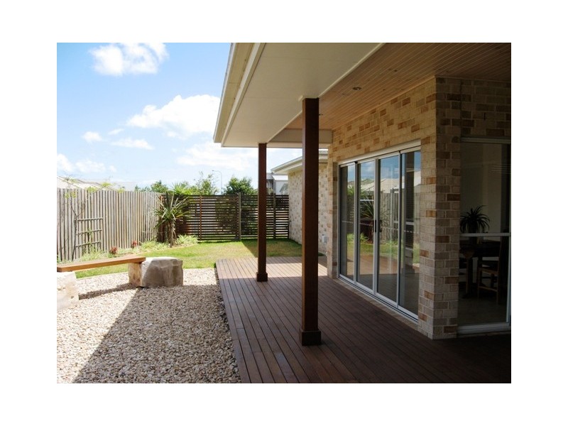 57 Magellan Crt, Urraween QLD 4655