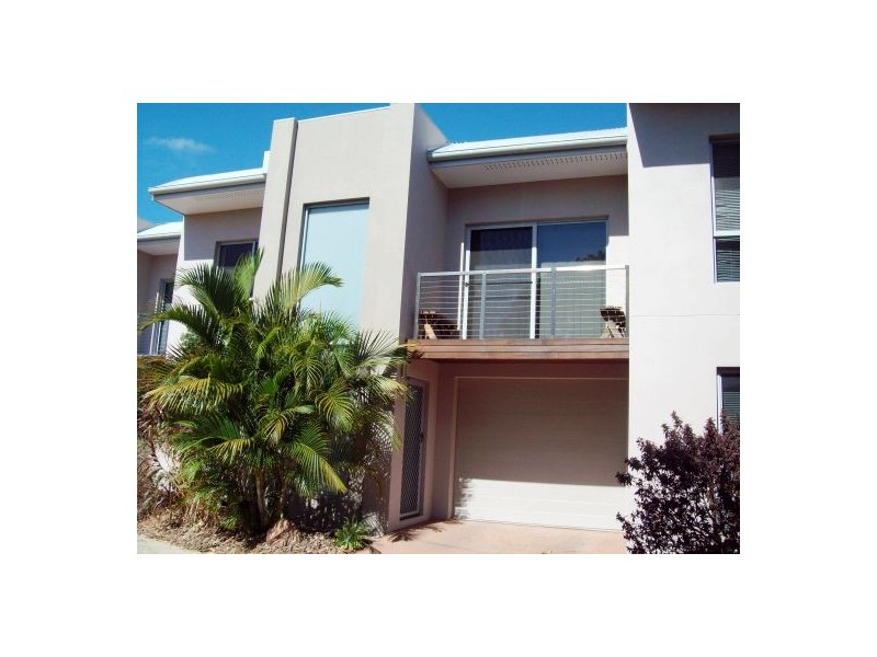 6/187 Torquay Rd, Scarness QLD 4655