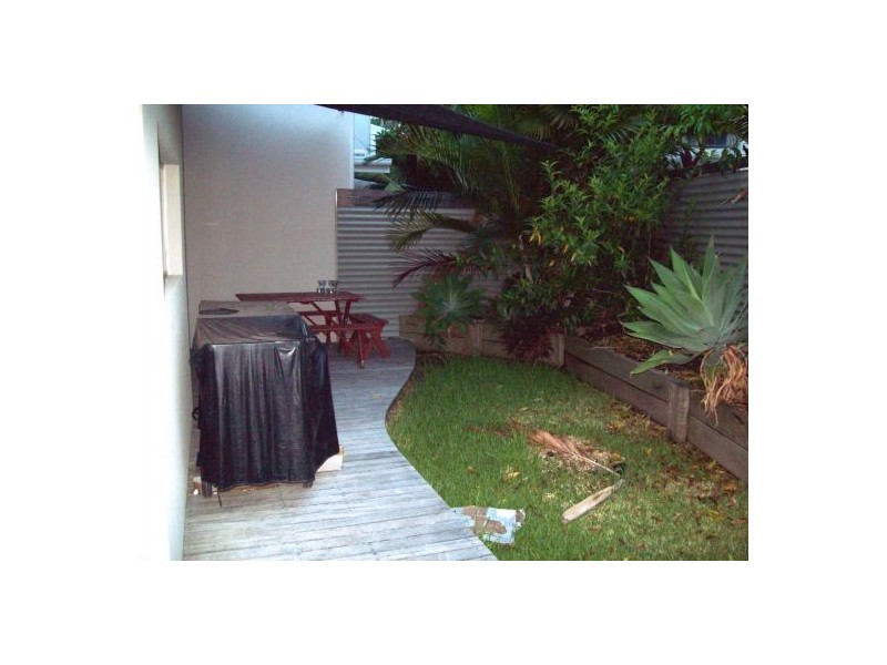 6/187 Torquay Rd, Scarness QLD 4655
