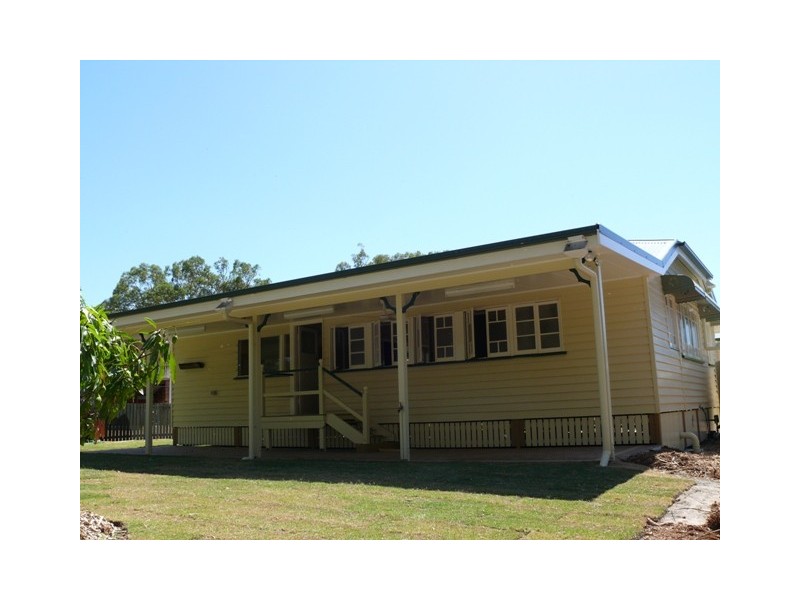 72 Honiton Street, Torquay QLD 4655
