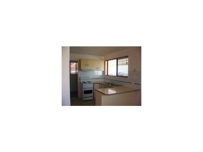 2 Bruce Street, Hervey Bay QLD 4655