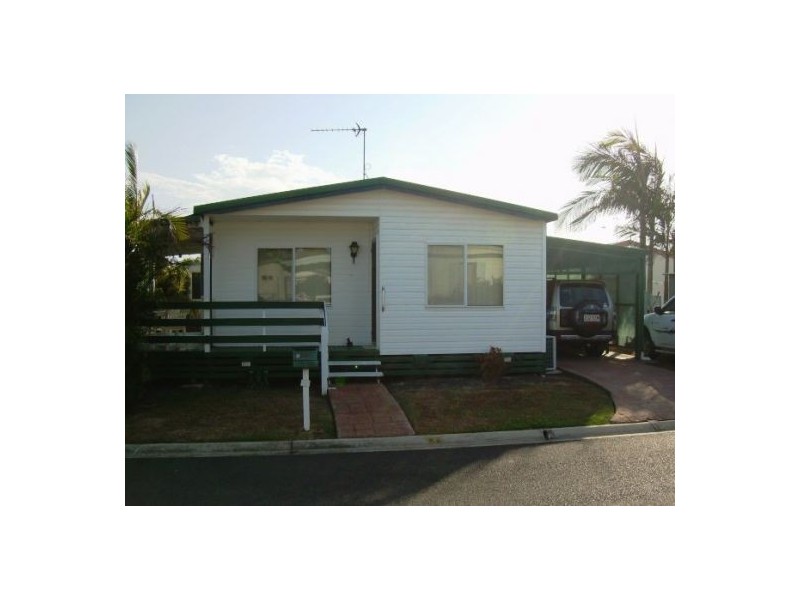 88 Cherry Street, Eli Waters QLD 4655