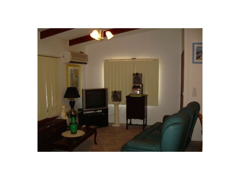 88 Cherry Street, Eli Waters QLD 4655