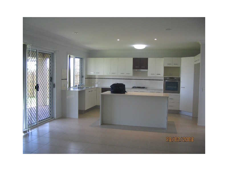 14 CAPTAIN COOK DR AUGUSTUS, Urraween QLD 4655