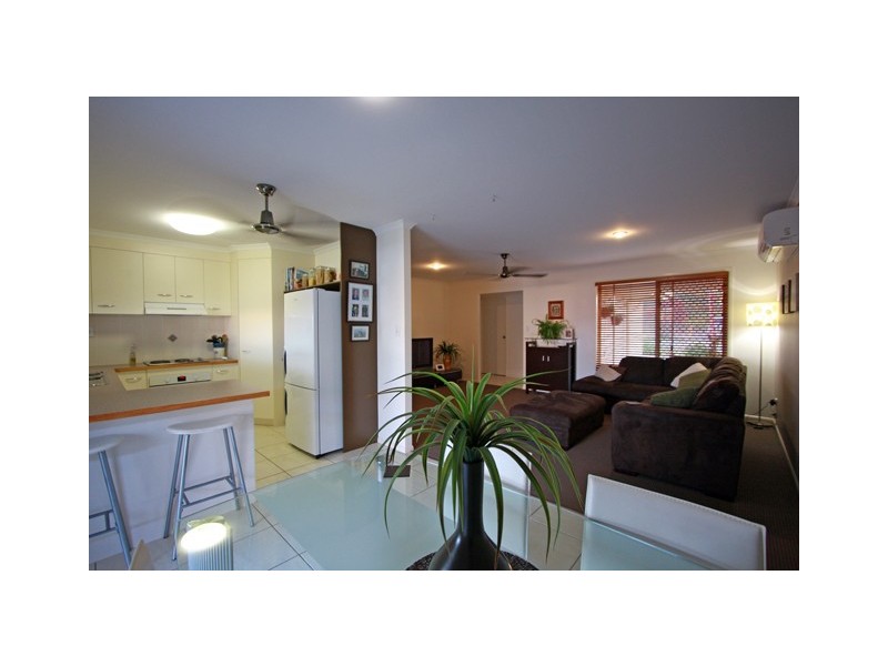 8 Ringtail Way, Urangan QLD 4655