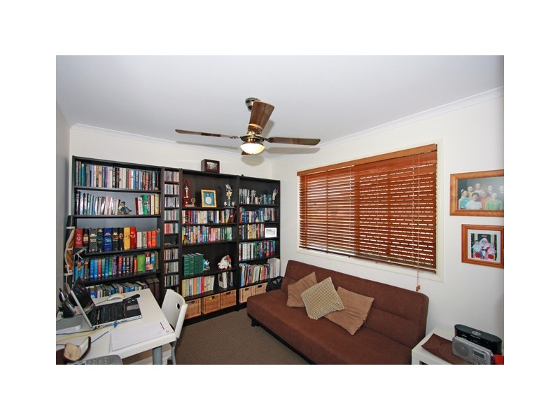 8 Ringtail Way, Urangan QLD 4655