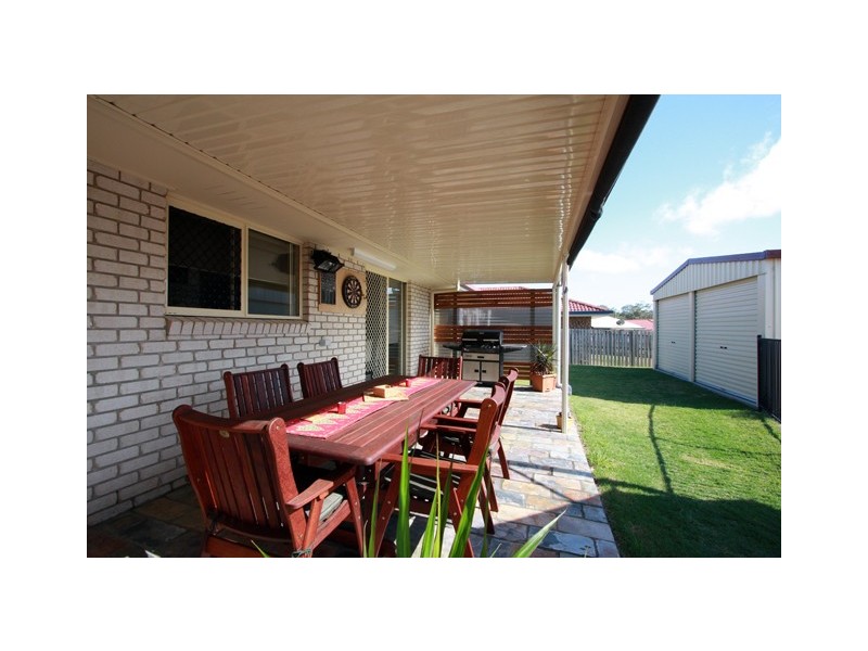 8 Ringtail Way, Urangan QLD 4655