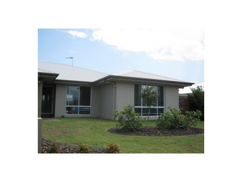 5 Captain Cook Street, Urraween QLD 4655