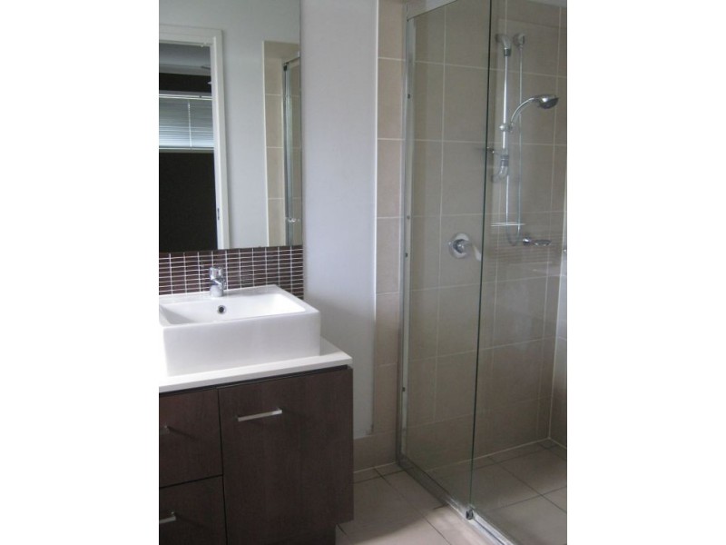 5 Captain Cook Street, Urraween QLD 4655