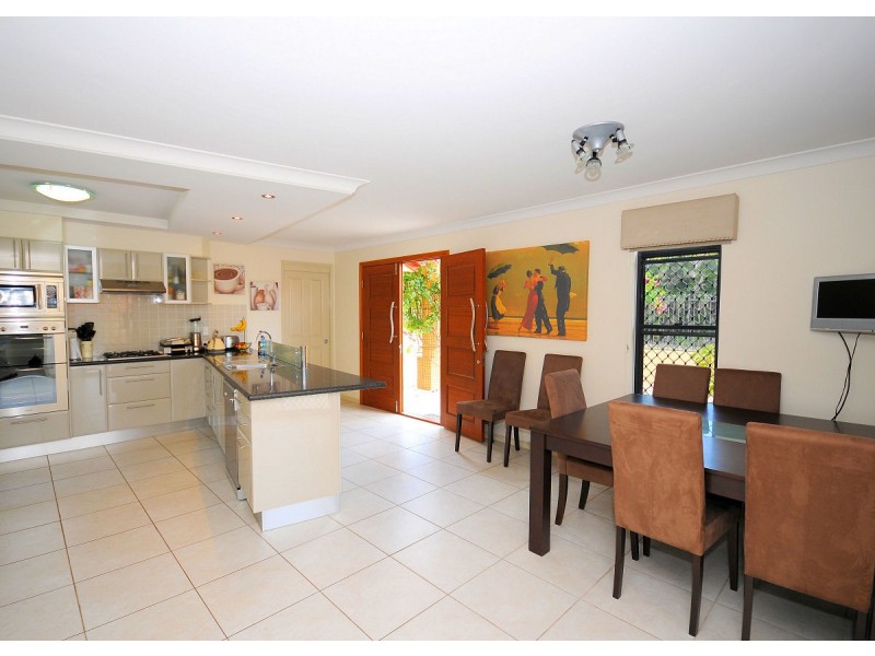 Point Vernon QLD 4655